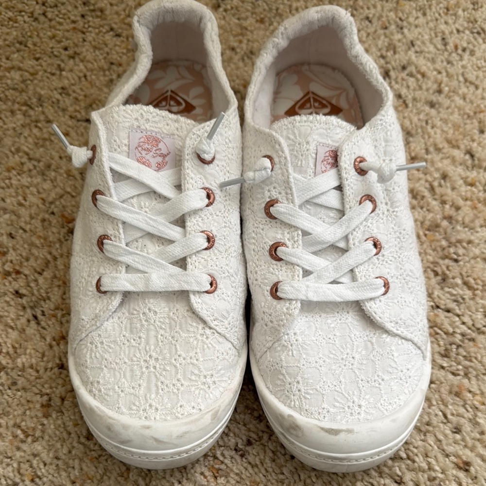 Roxy White Eyelet Lace Rose Gold hardware Sneakers 11. Lightly Worn